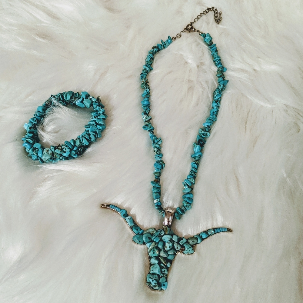 Turquoise faux necklace & bracelet jewelry